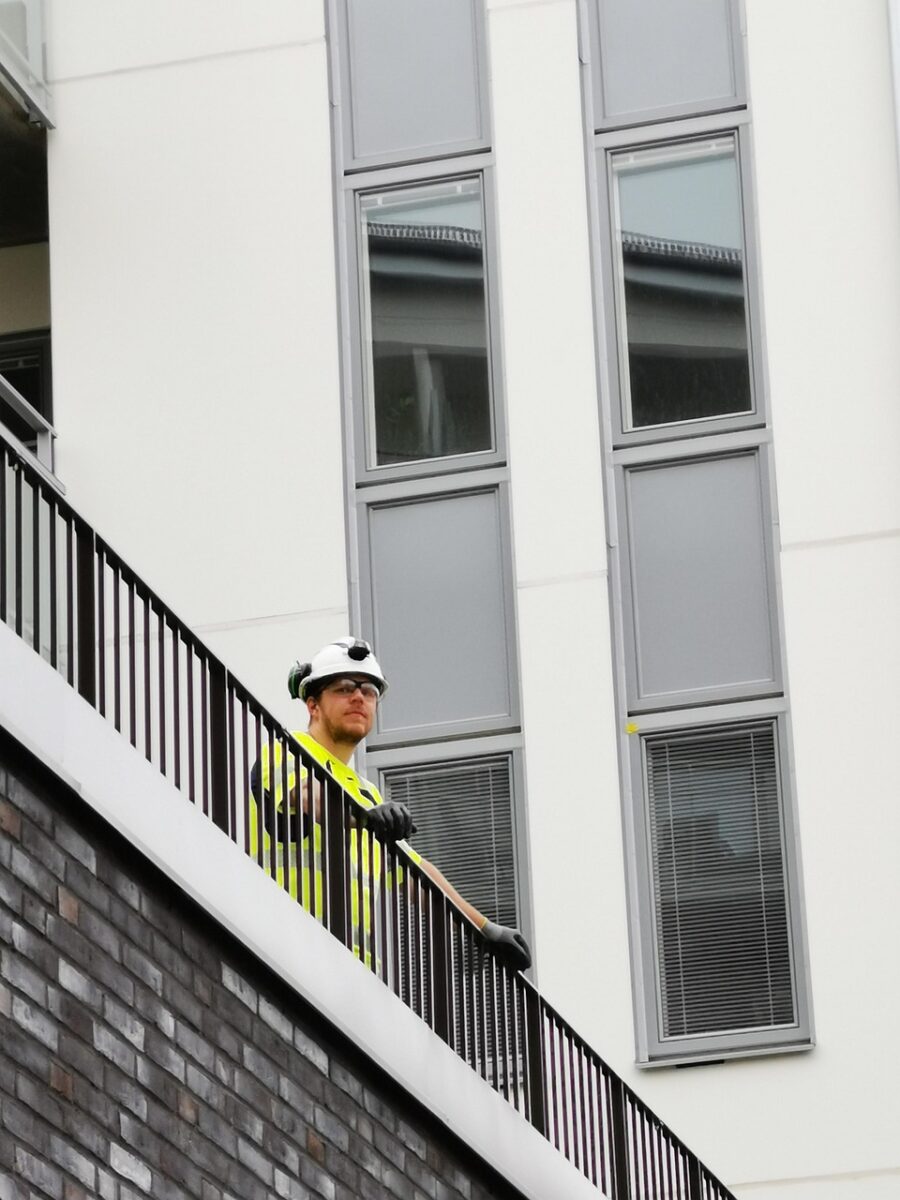 worker, man, railings, deck, building, architect, construction worker, builder, professional, industrial, foreman, inspector, engineer, architect, foreman, inspector, inspector, inspector, inspector, inspector
